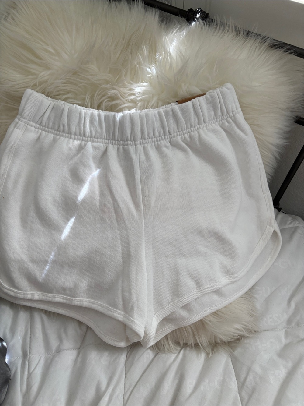 PINK Victoria's Secret White Lounge Shorts - Elastic Waist